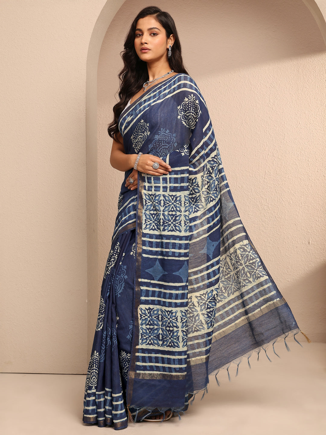 Blue Block Printed Cotton Saree With Unstitched Blouse Piece