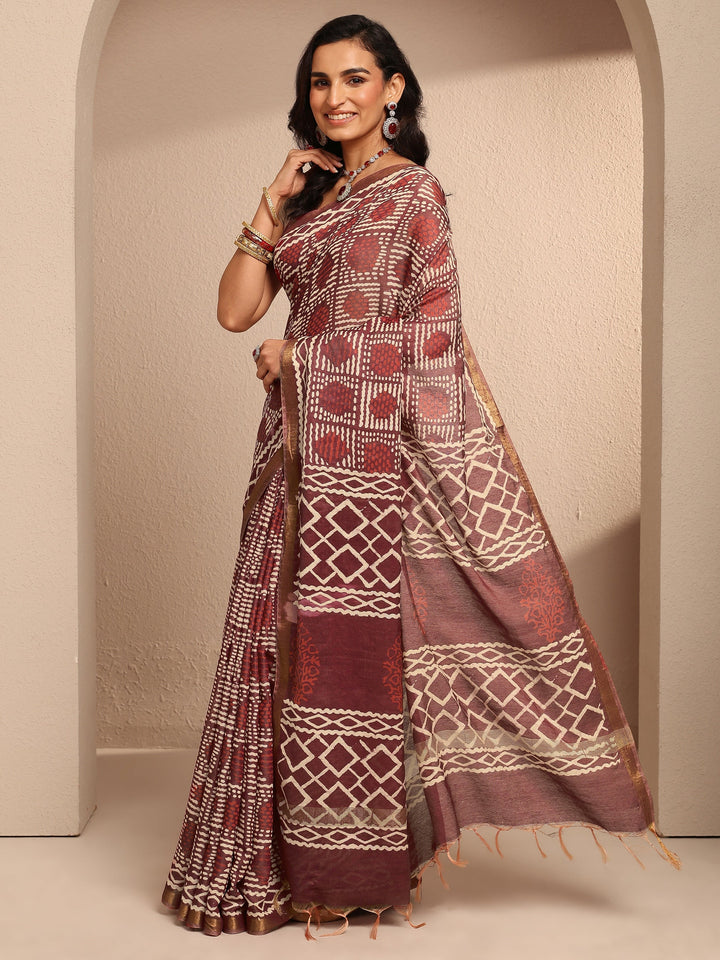 Maroon Geometric Printed Cotton Saree With Unstitched Blouse Piece