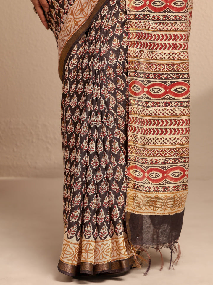 Black Printed Cotton Saree With Unstitched Blouse Piece