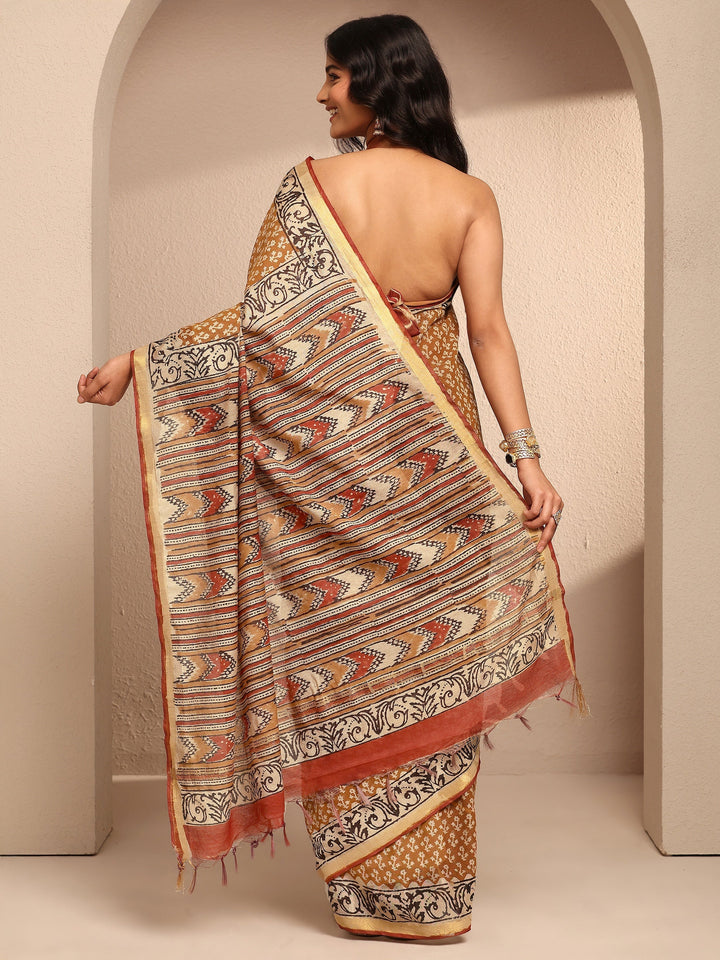 Mustard Printed Cotton Saree With Unstitched Blouse Piece