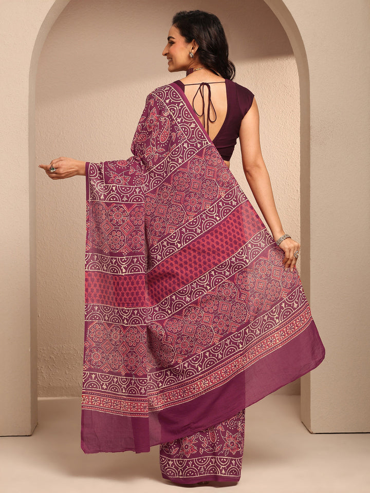 Maroon Paisley Printed Cotton Saree With Unstitched Blouse Piece