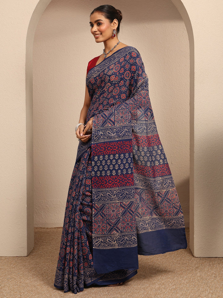 Blue Block Printed Cotton Saree With Unstitched Blouse Piece