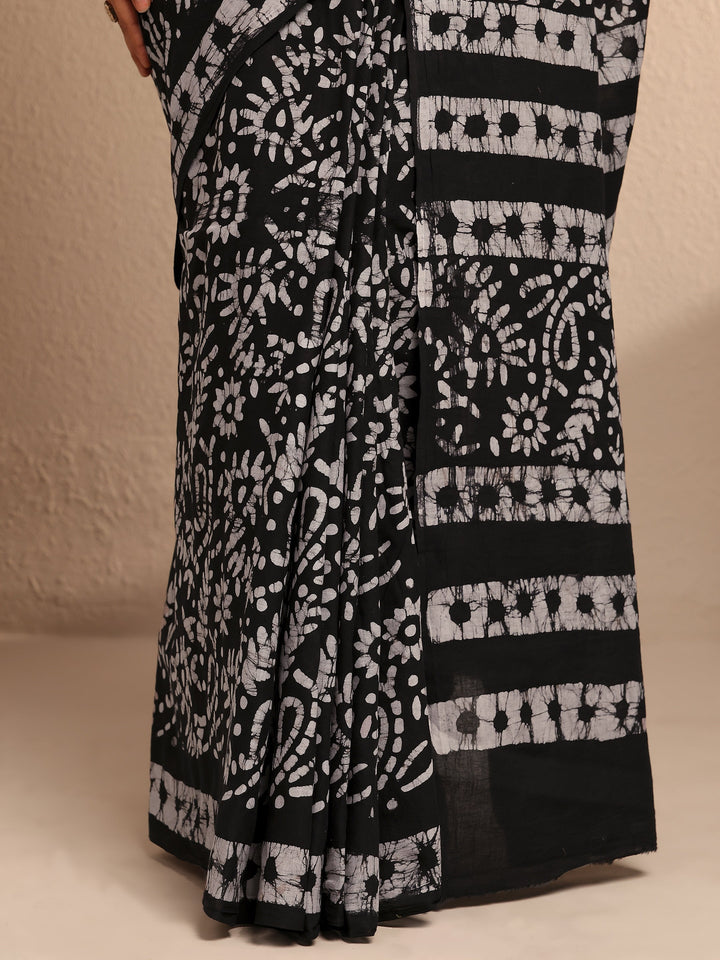 Black Printed Cotton Saree With Unstitched Blouse Piece