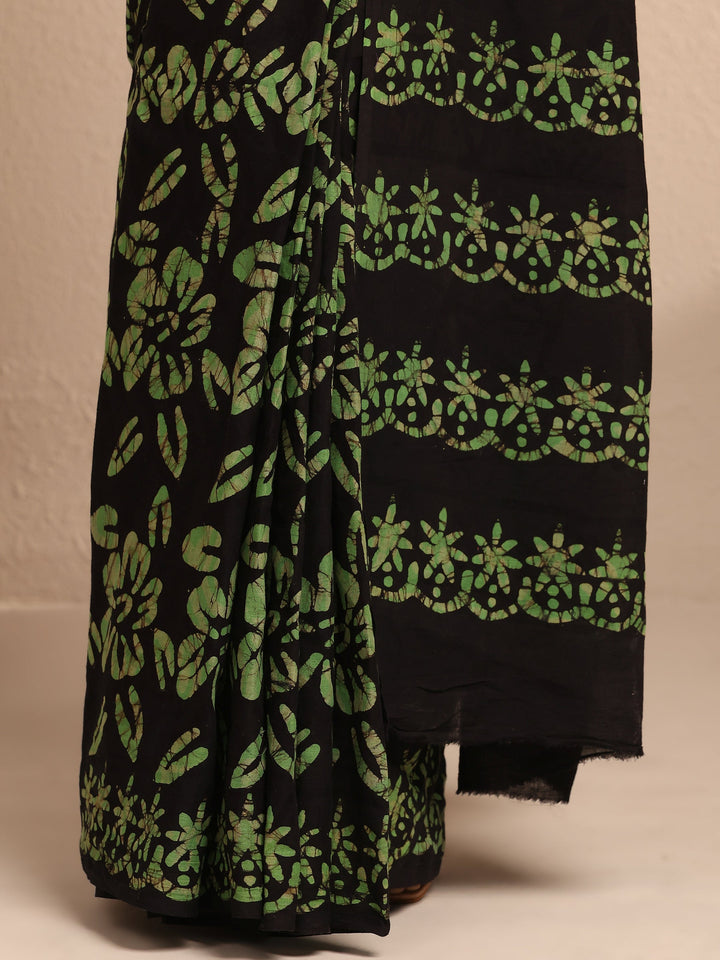 Black Printed Cotton Saree With Unstitched Blouse Piece