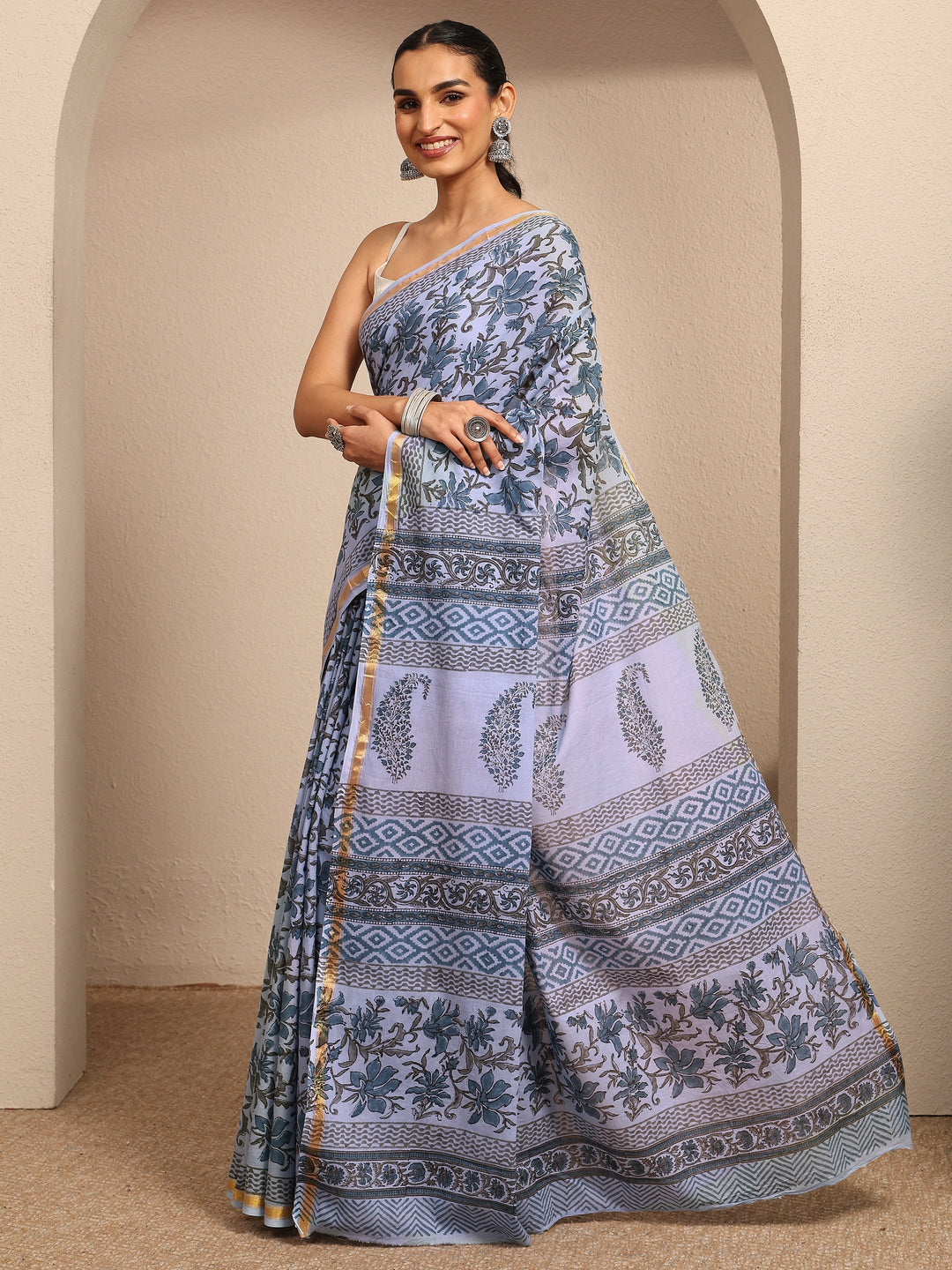 Blue Printed Cotton Saree With Unstitched Blouse Piece