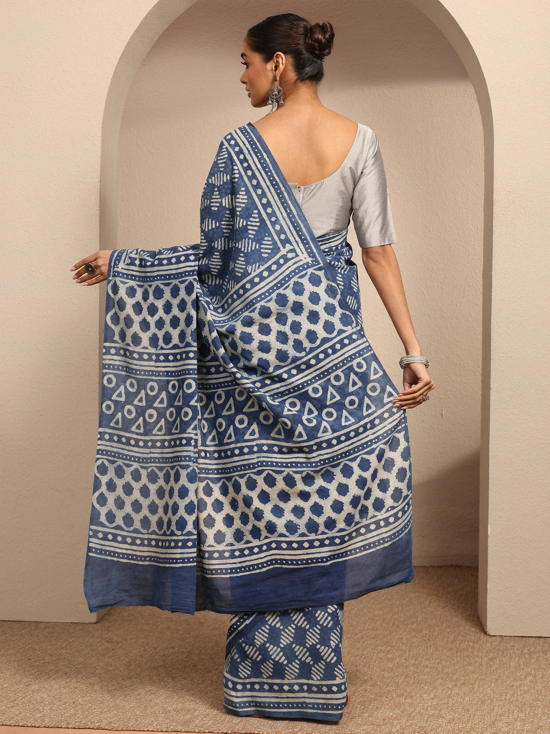 Blue Block Printed Cotton Saree With Unstitched Blouse Piece