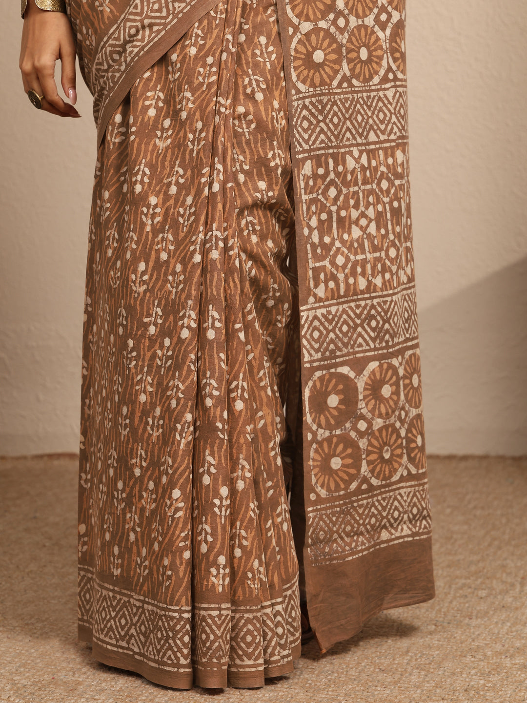 Tan Block Printed Cotton Saree With Unstitched Blouse Piece