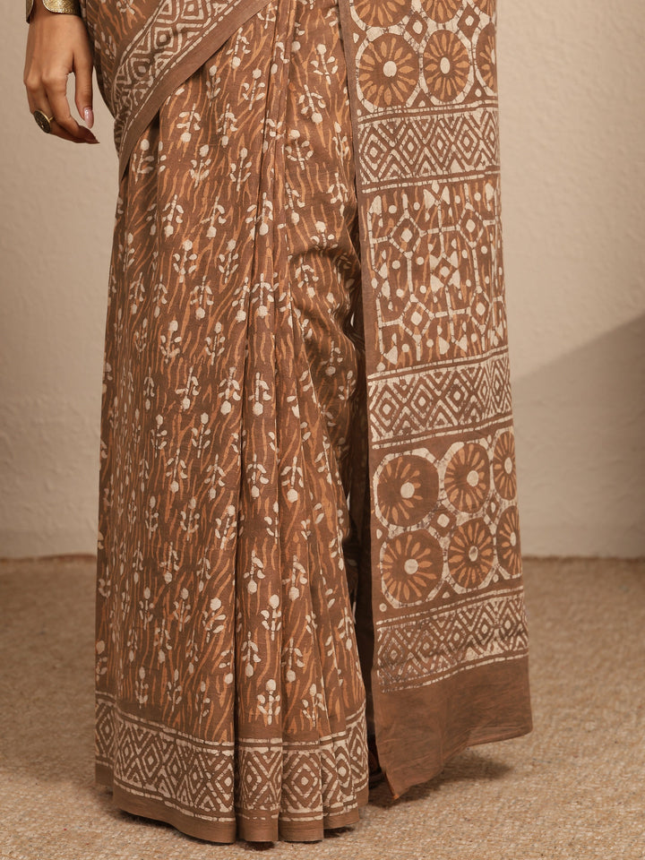 Tan Block Printed Cotton Saree With Unstitched Blouse Piece