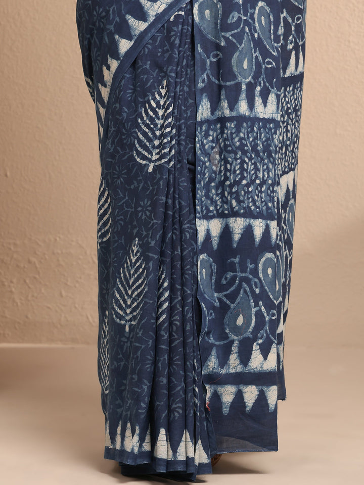 Blue Printed Cotton Saree With Unstitched Blouse Piece
