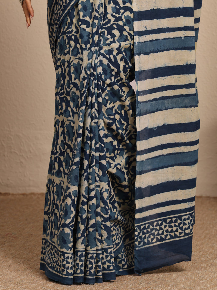 Blue Block Printed Cotton Saree With Unstitched Blouse Piece