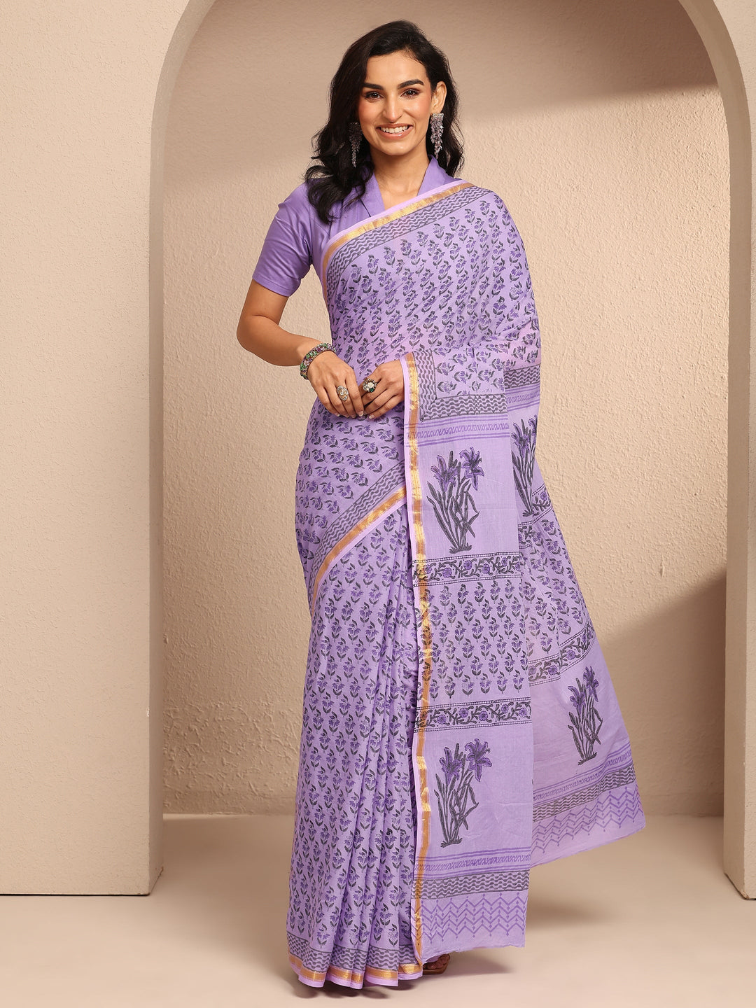 Lavender Printed Cotton Saree With Unstitched Blouse Piece