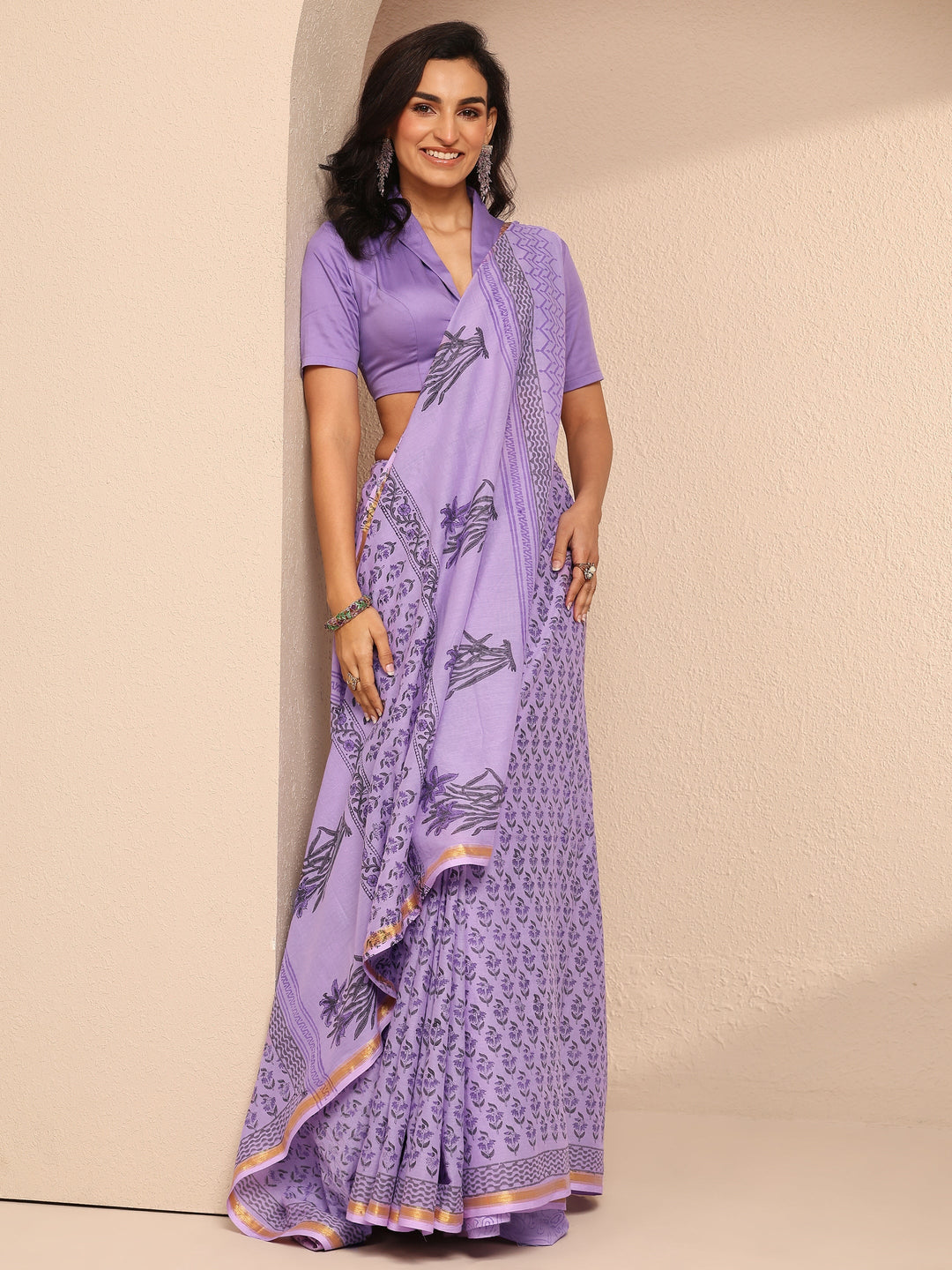 Lavender Printed Cotton Saree With Unstitched Blouse Piece