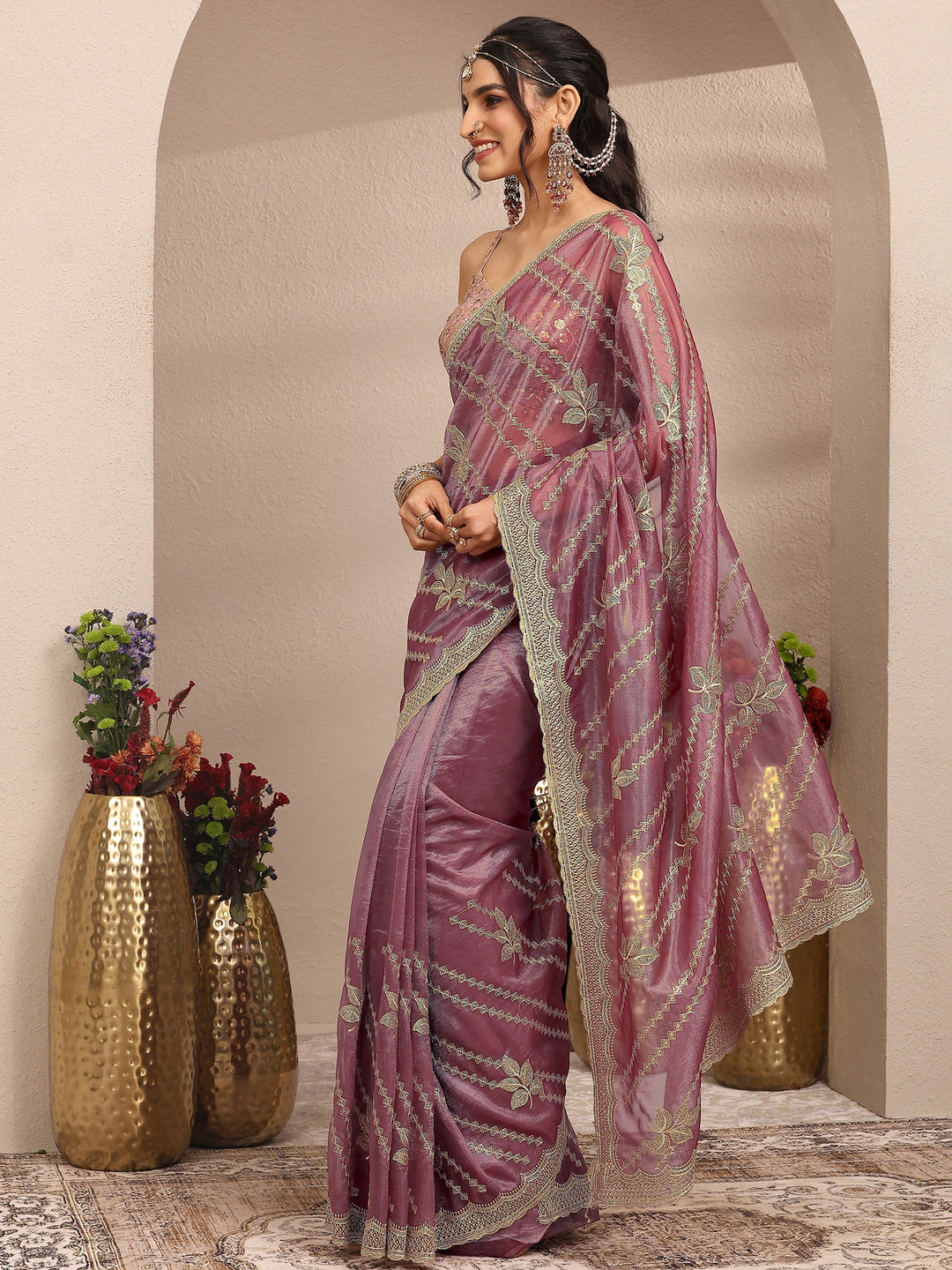 Purple Embroidered Organza Saree With Unstitched Blouse Piece