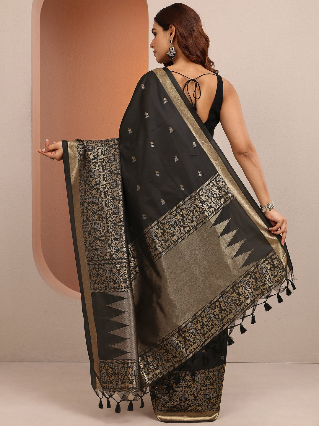 Black Woven Design Banarsi Silk Blend Saree With Unstitched Blouse Piece
