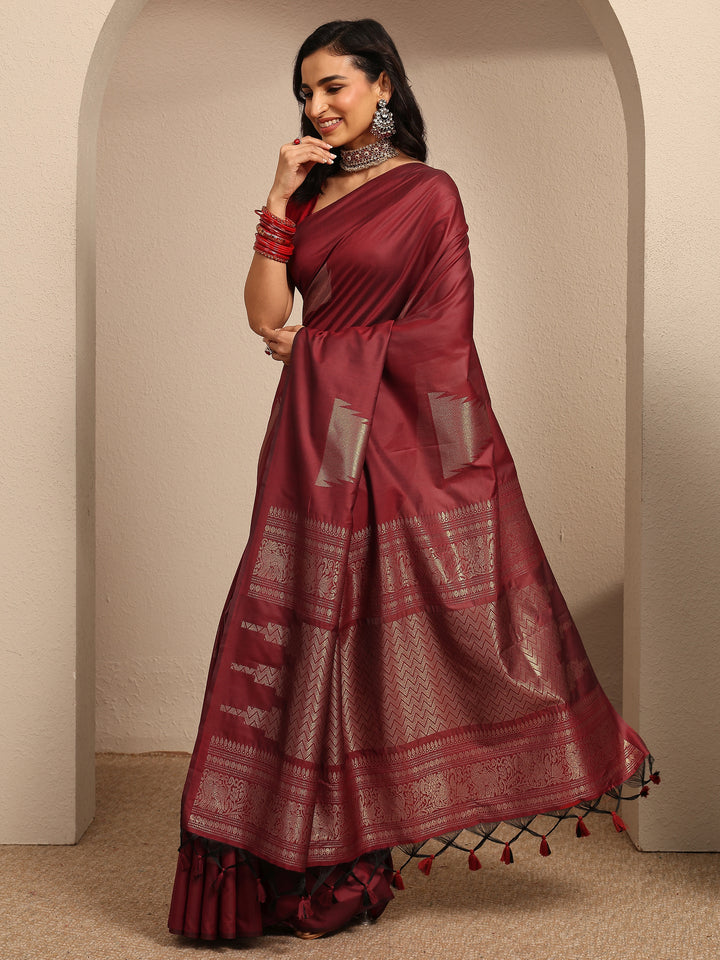Maroon Solid Silk Blend Saree With Unstitched Blouse Piece