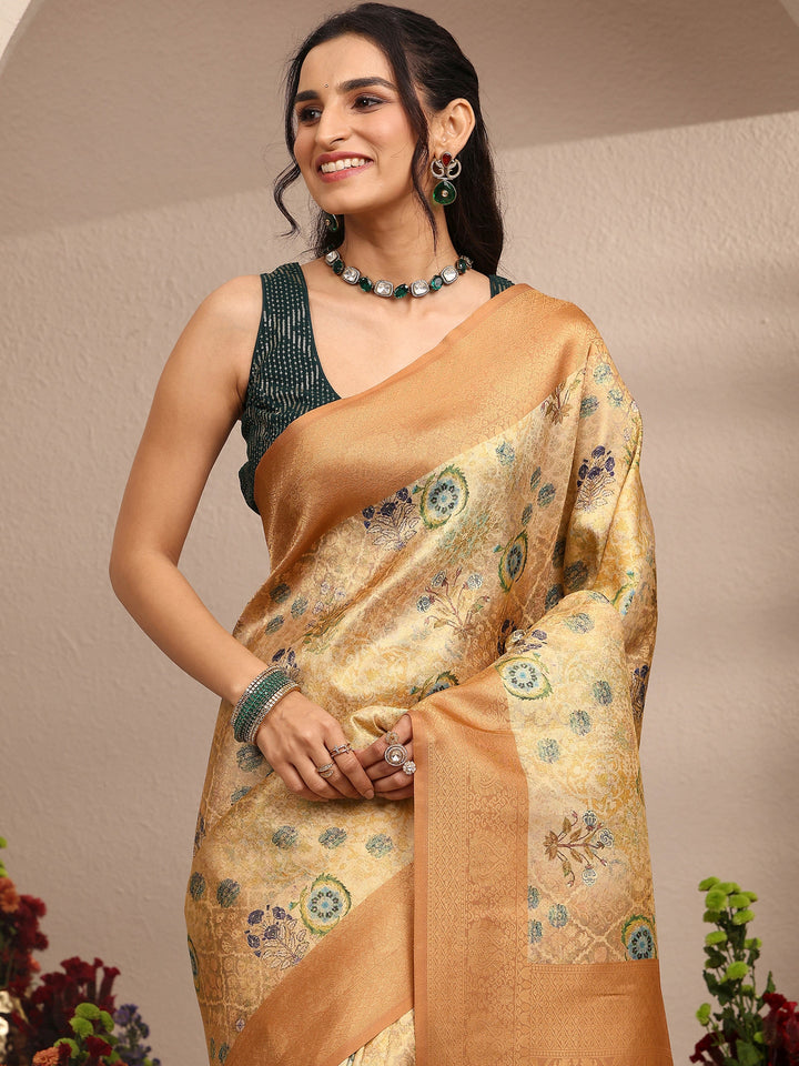 Orange Printed Silk Blend Saree With Unstitched Blouse Piece