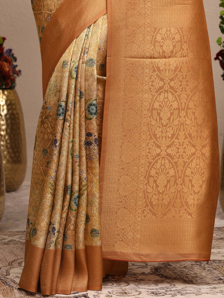 Orange Printed Silk Blend Saree With Unstitched Blouse Piece