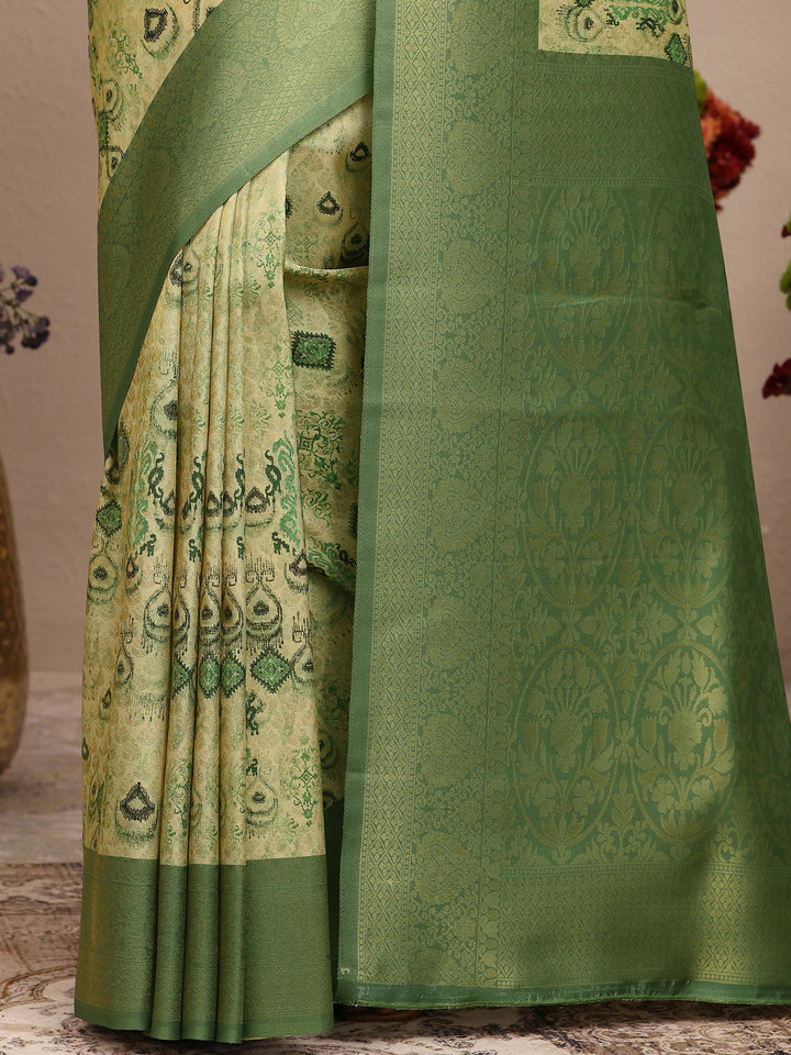 Green Printed Silk Blend Saree With Unstitched Blouse Piece