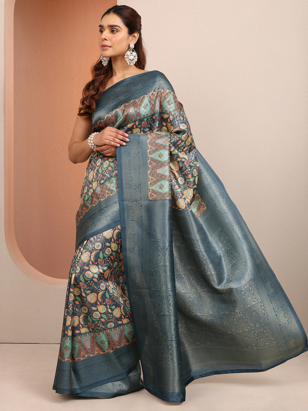 Blue Printed Silk Blend Saree With Unstitched Blouse Piece