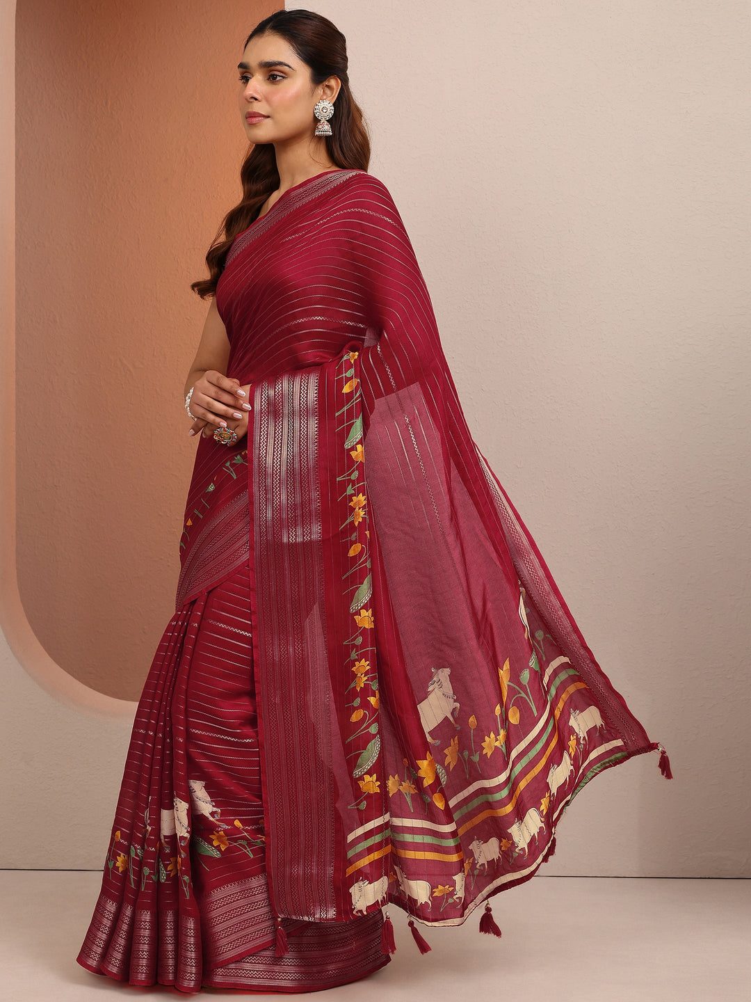 Red Printed Silk Blend Saree With Unstitched Blouse Piece