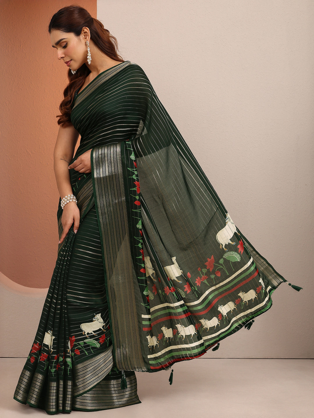 Green Printed Silk Blend Saree With Unstitched Blouse Piece