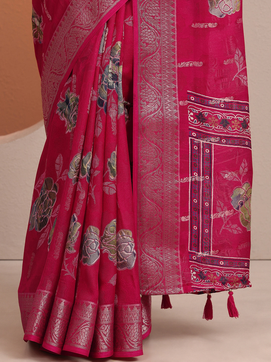 Pink Printed Silk Blend Saree With Unstitched Blouse Piece