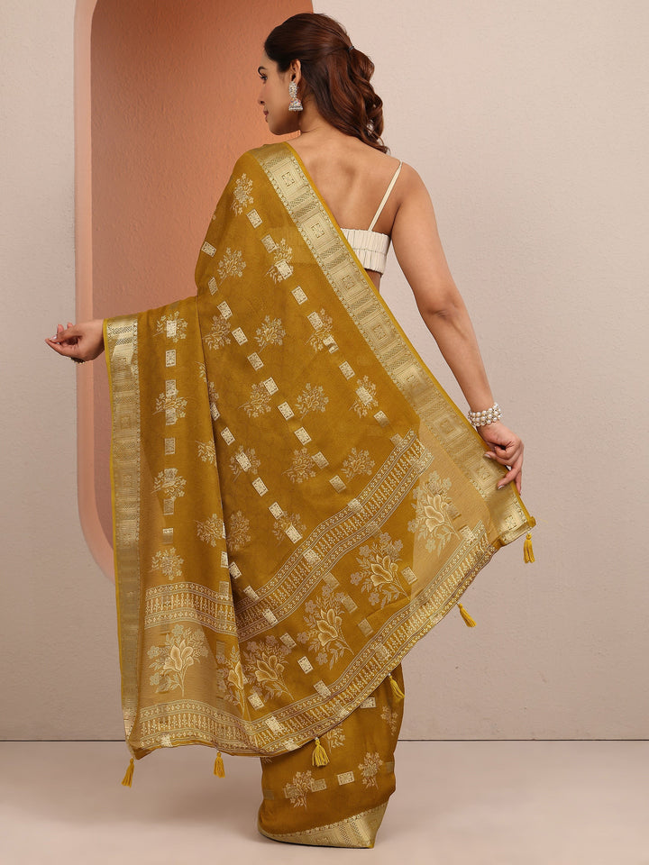 Mustard Printed Silk Blend Saree With Unstitched Blouse Piece