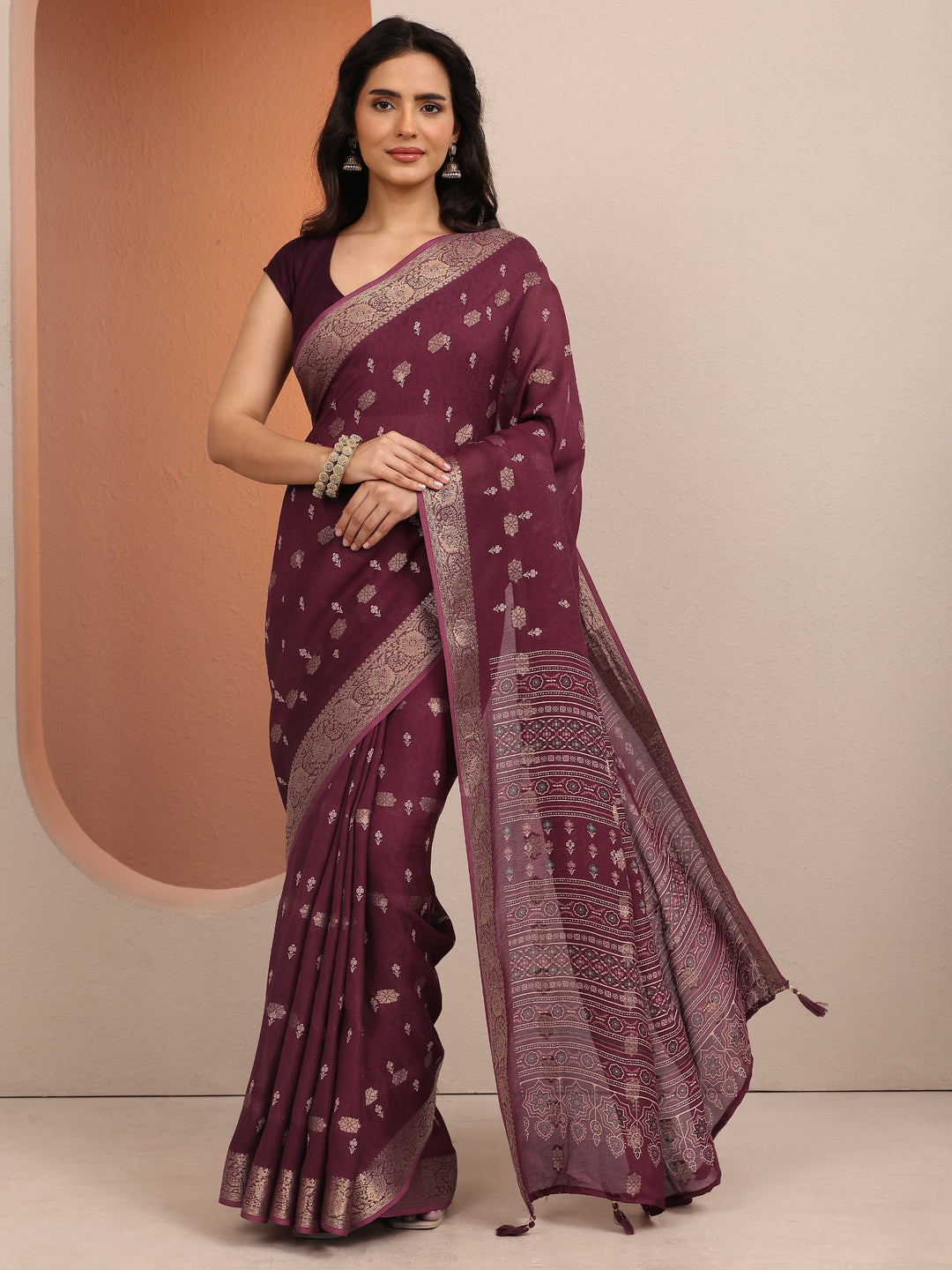 Burgundy Printed Silk Blend Saree With Unstitched Blouse Piece