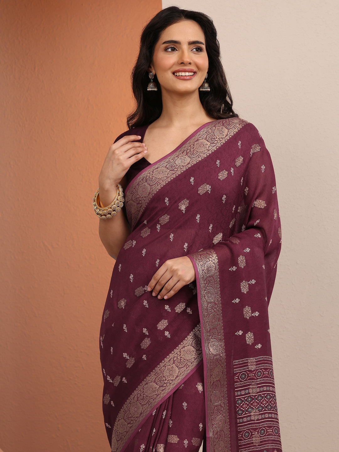 Burgundy Printed Silk Blend Saree With Unstitched Blouse Piece