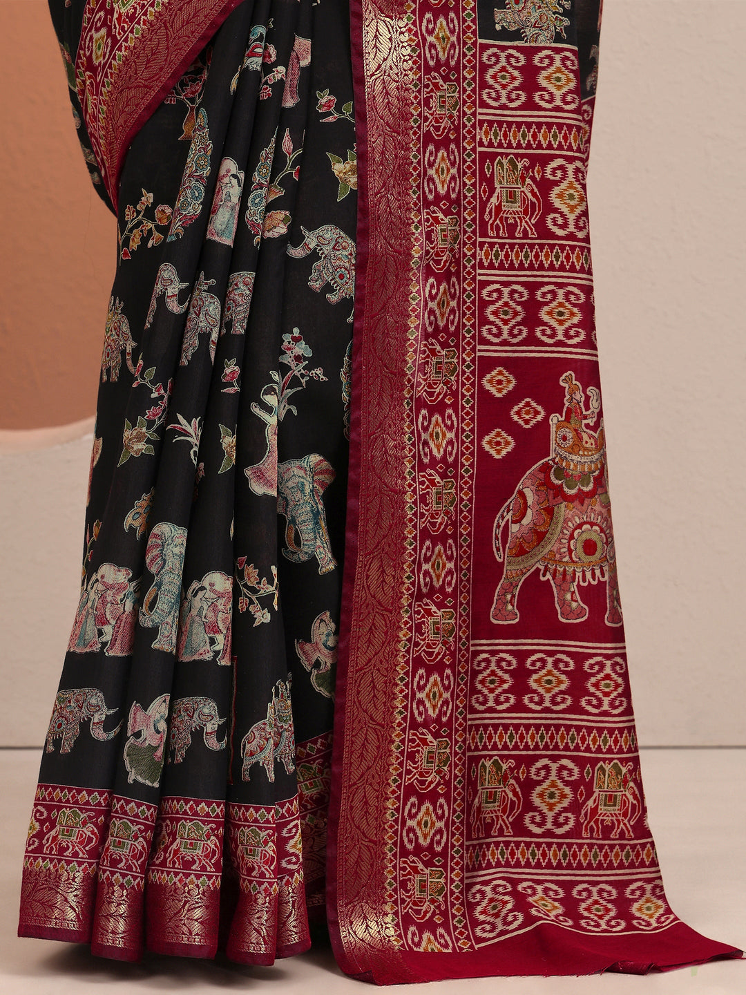 Black Printed Silk Blend Saree With Unstitched Blouse Piece