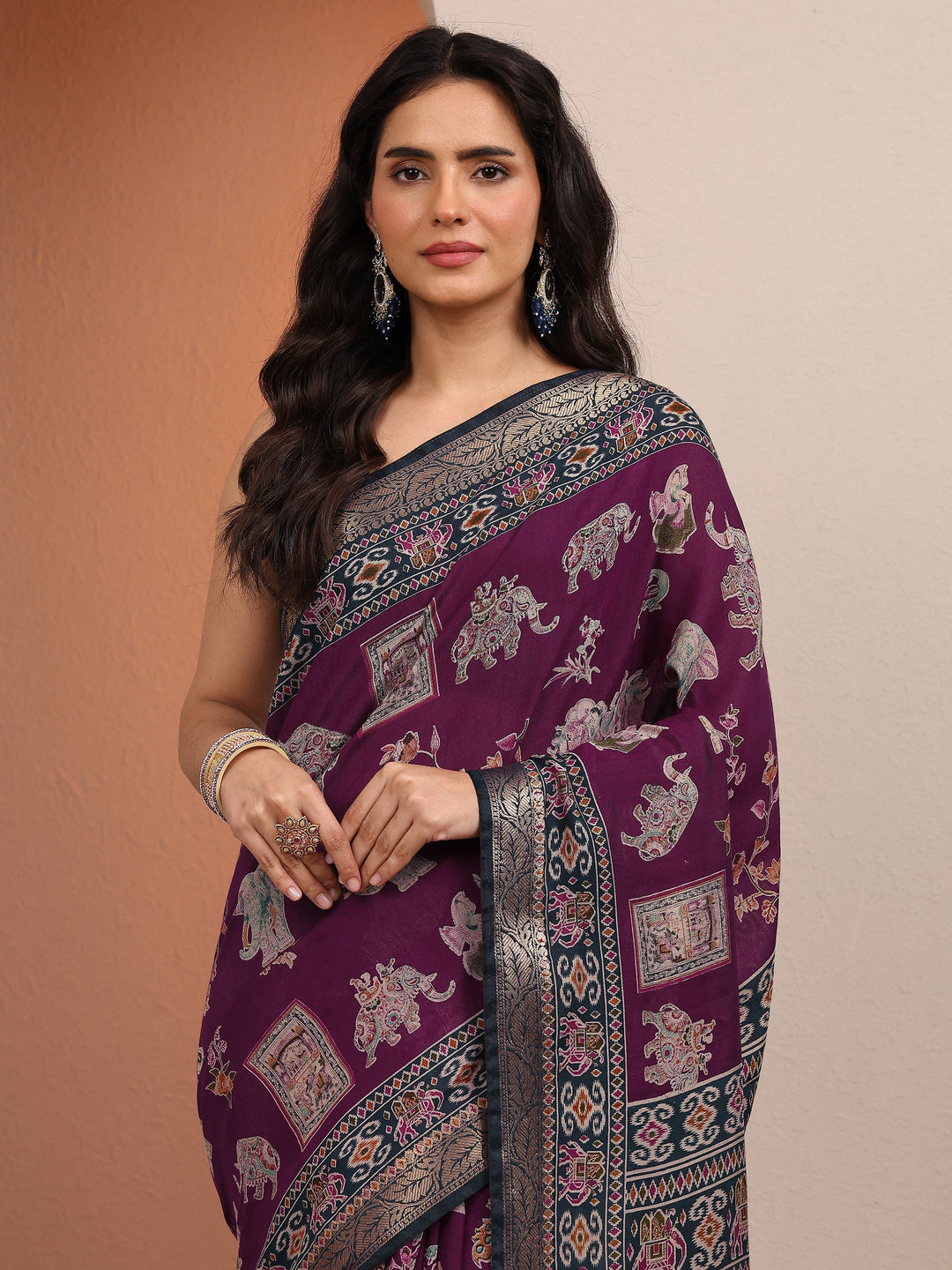 Purple Printed Silk Blend Saree With Unstitched Blouse Piece