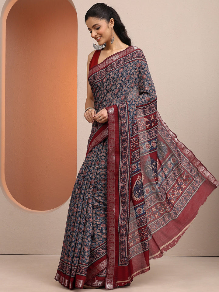 Blue Printed Silk Blend Saree With Unstitched Blouse Piece