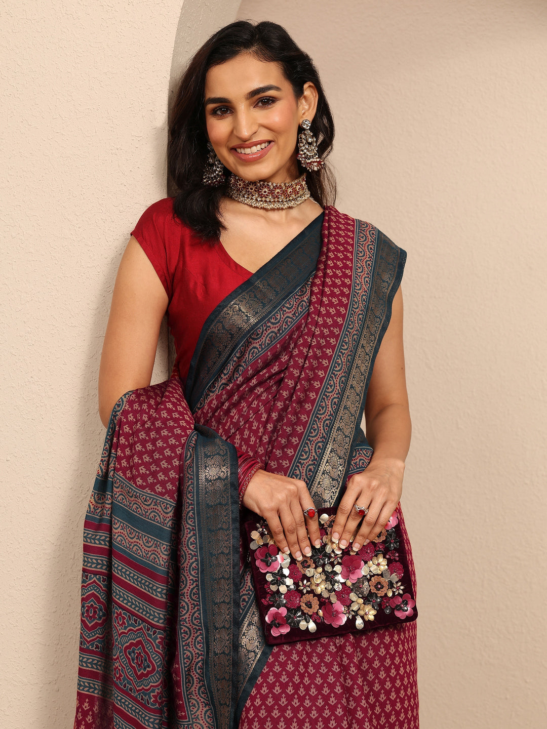 Pink Printed Silk Blend Saree With Unstitched Blouse Piece