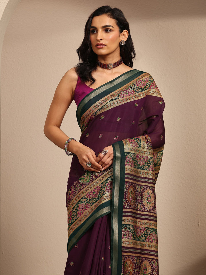 Purple Printed Silk Blend Saree With Unstitched Blouse Piece