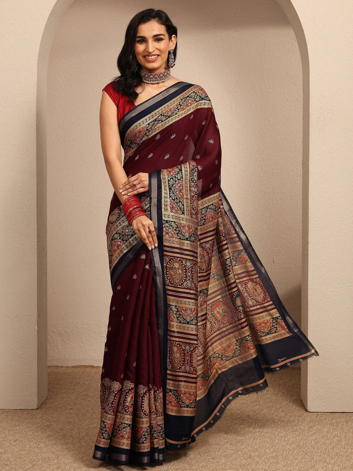 Maroon Printed Silk Blend Saree With Unstitched Blouse Piece