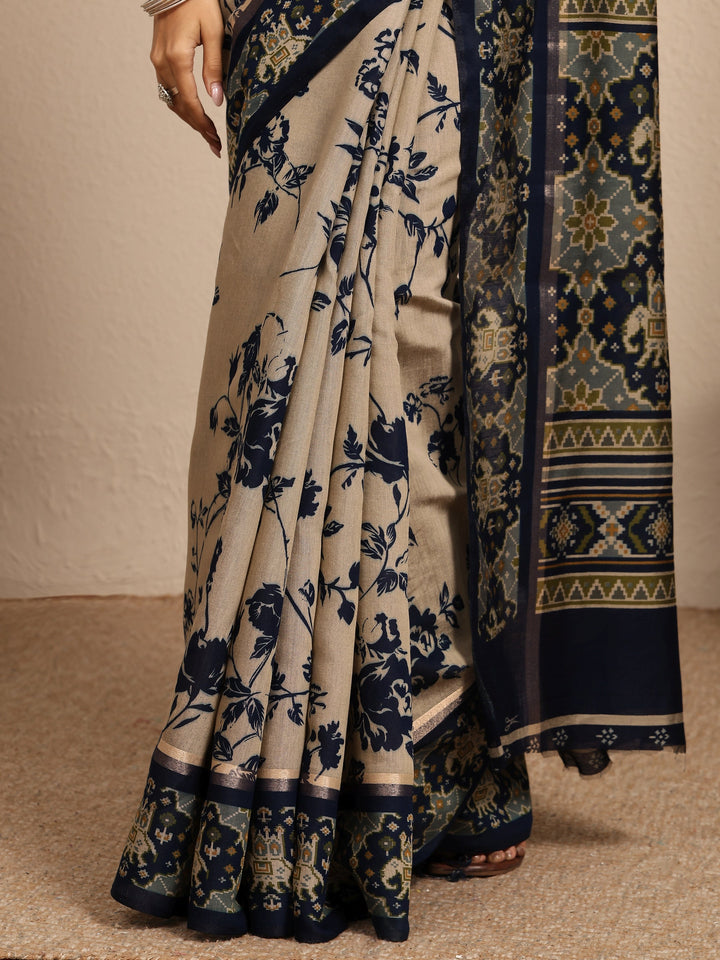 Beige Printed Silk Blend Saree With Unstitched Blouse Piece