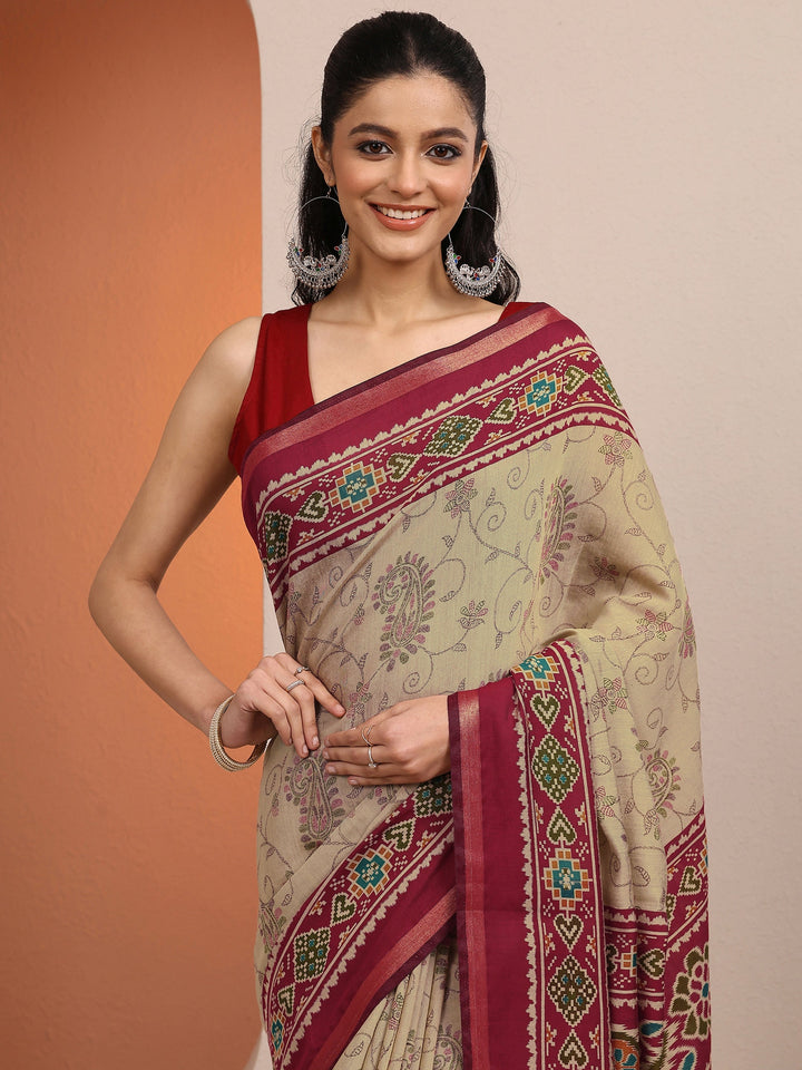 Beige Paisley Printed Silk Blend Saree With Unstitched Blouse Piece