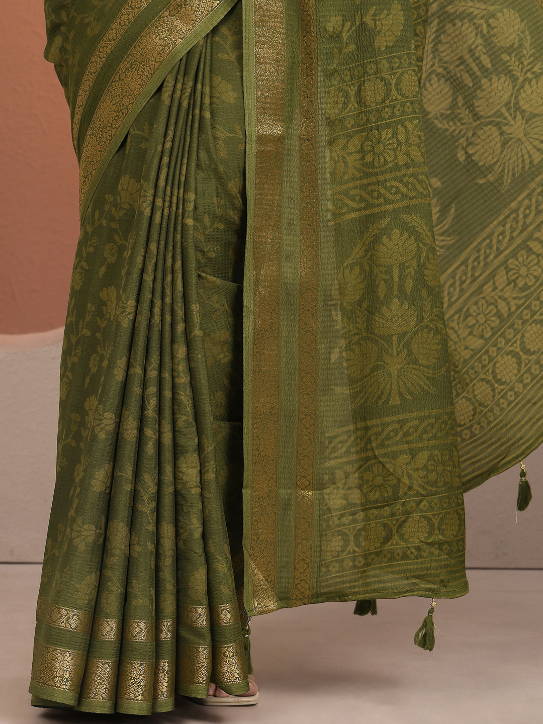 Green Printed Silk Blend Saree With Unstitched Blouse Piece