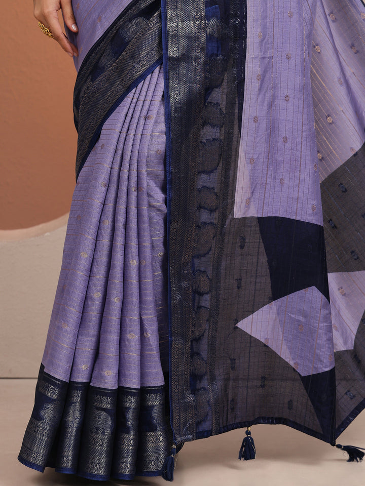 Lavender Woven Design Banarsi Silk Blend Saree With Unstitched Blouse Piece