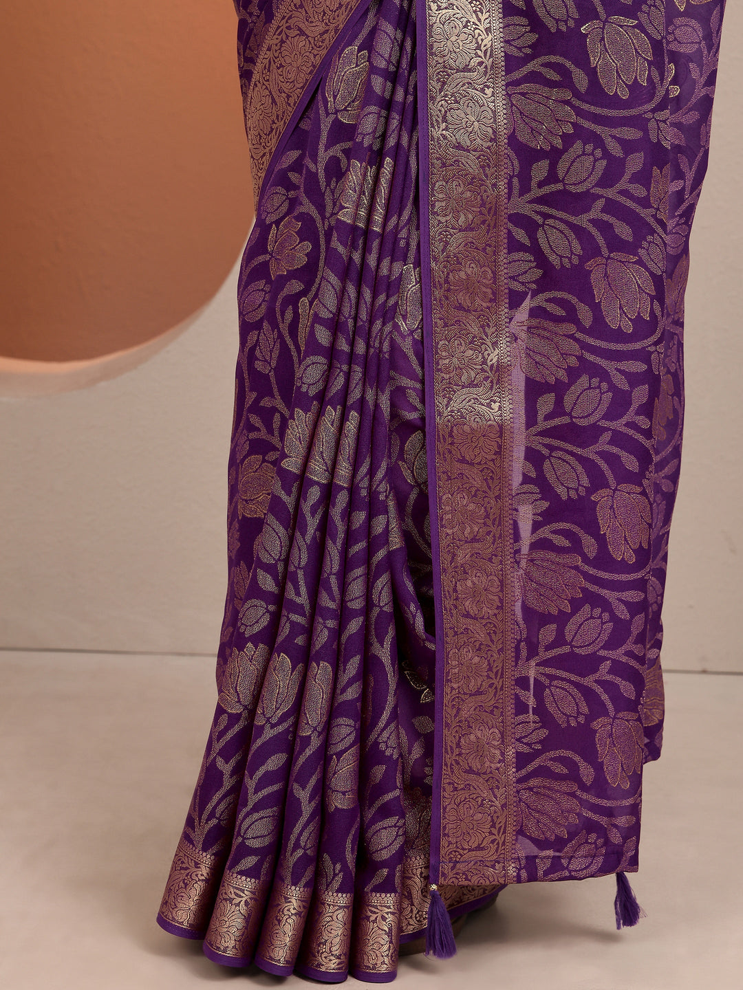 Purple Woven Design Banarsi Silk Blend Saree With Unstitched Blouse Piece