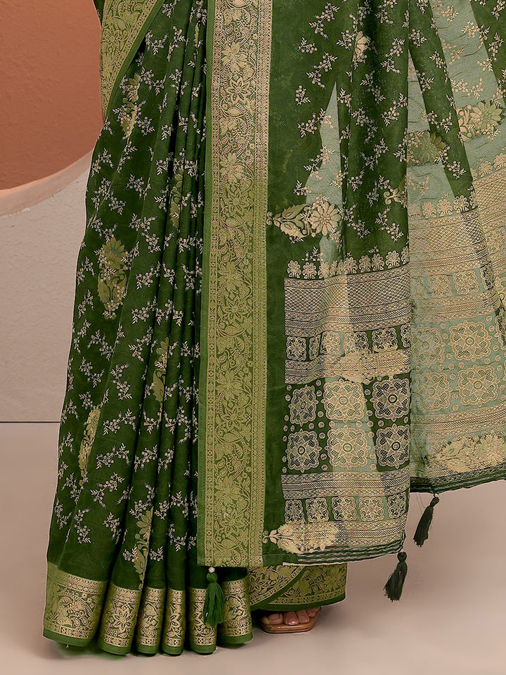 Green Printed Silk Blend Saree With Unstitched Blouse Piece