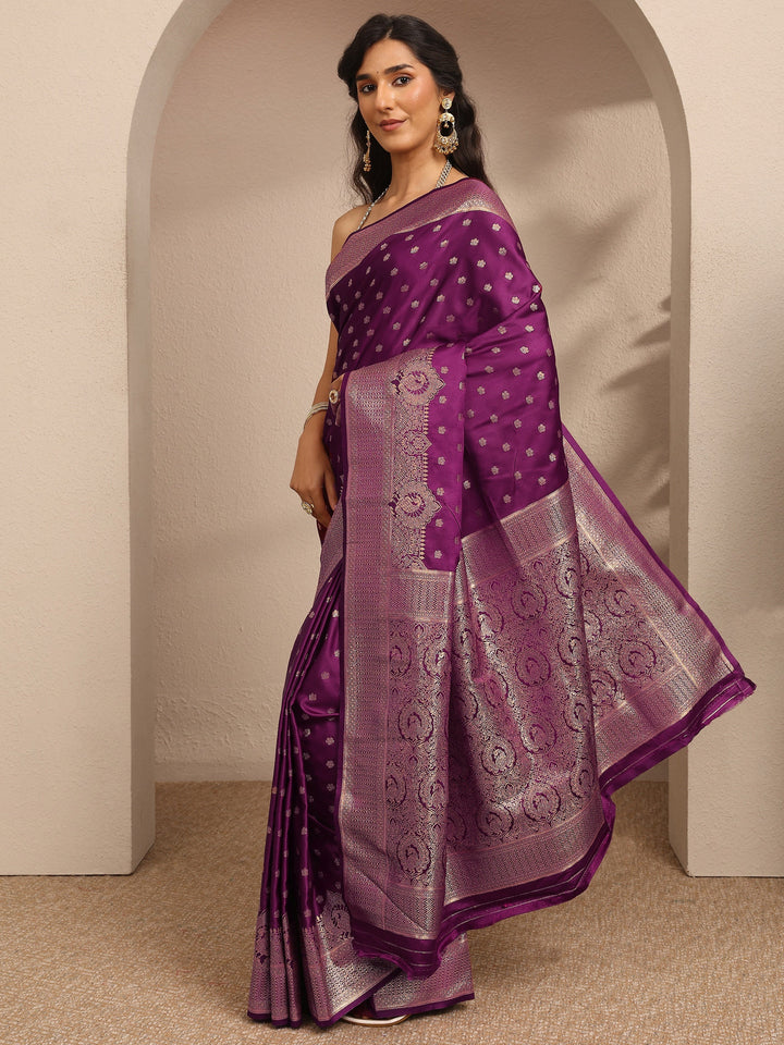 Burgundy Embroidered Silk Blend Saree With Unstitched Blouse Piece