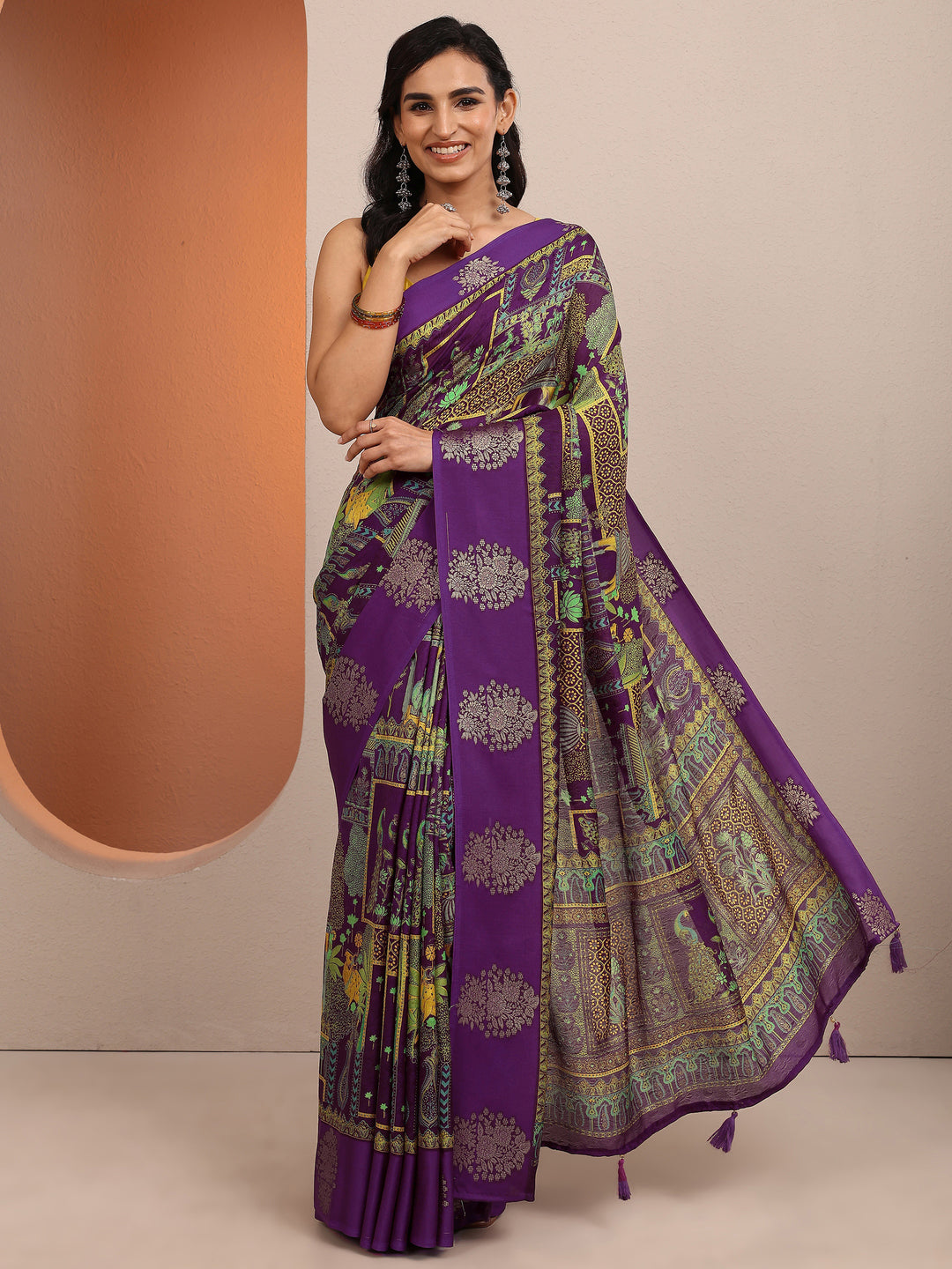 Purple Printed Silk Blend Saree With Unstitched Blouse Piece