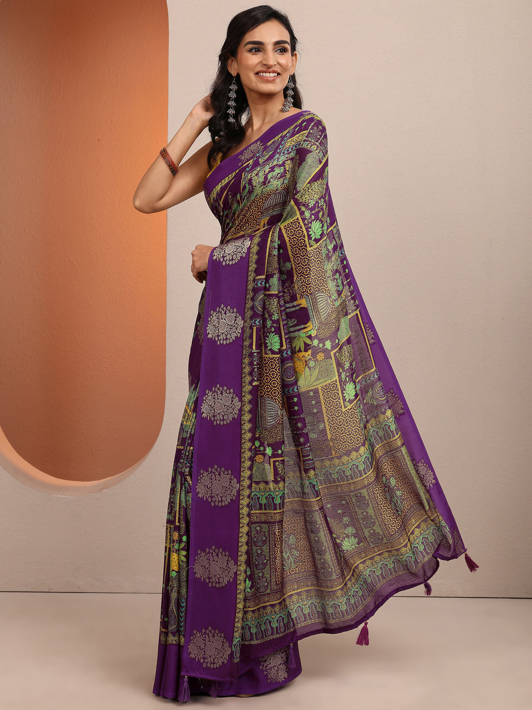 Purple Printed Silk Blend Saree With Unstitched Blouse Piece