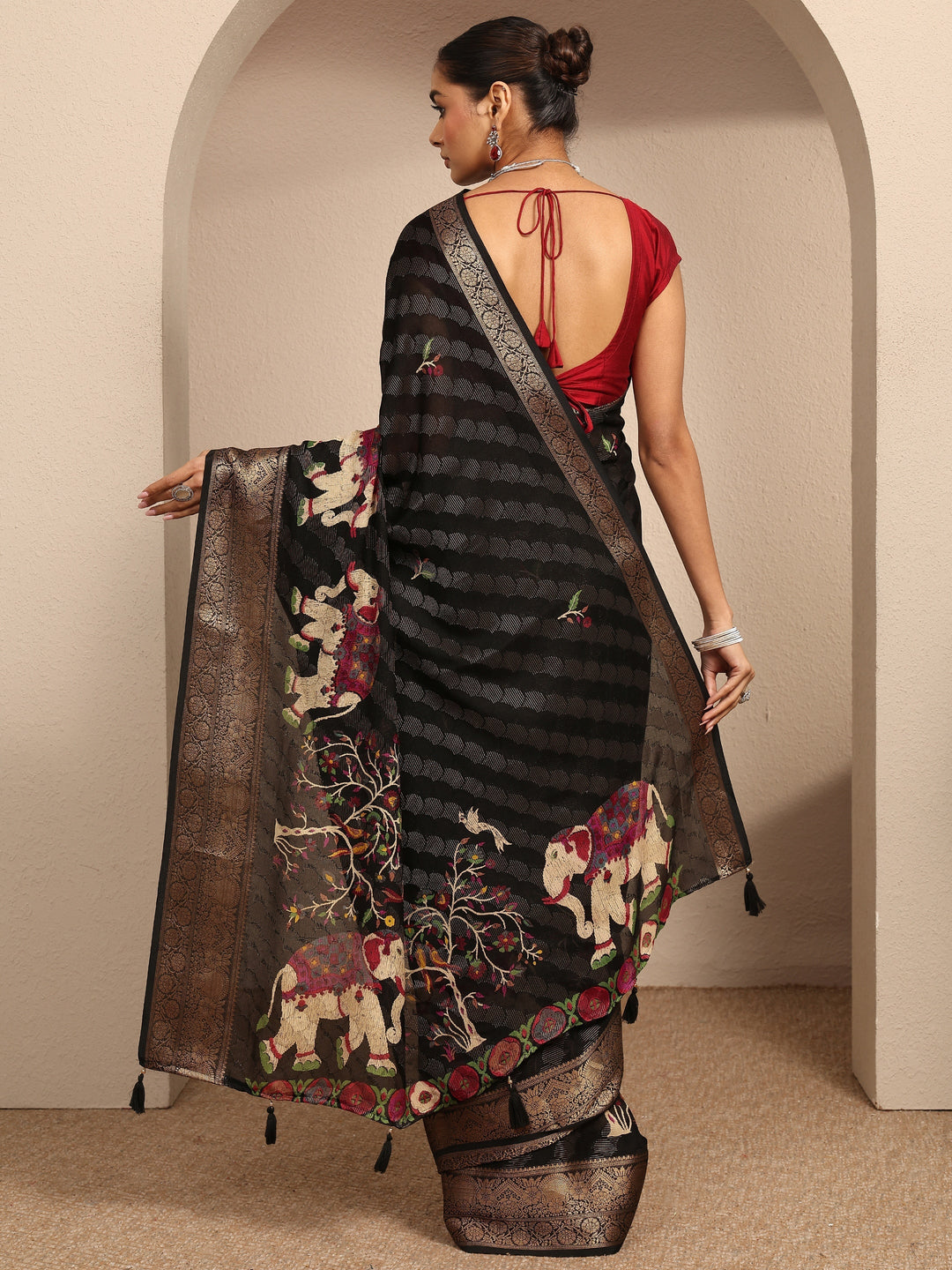 Black Woven Design Silk Blend Saree With Unstitched Blouse Piece