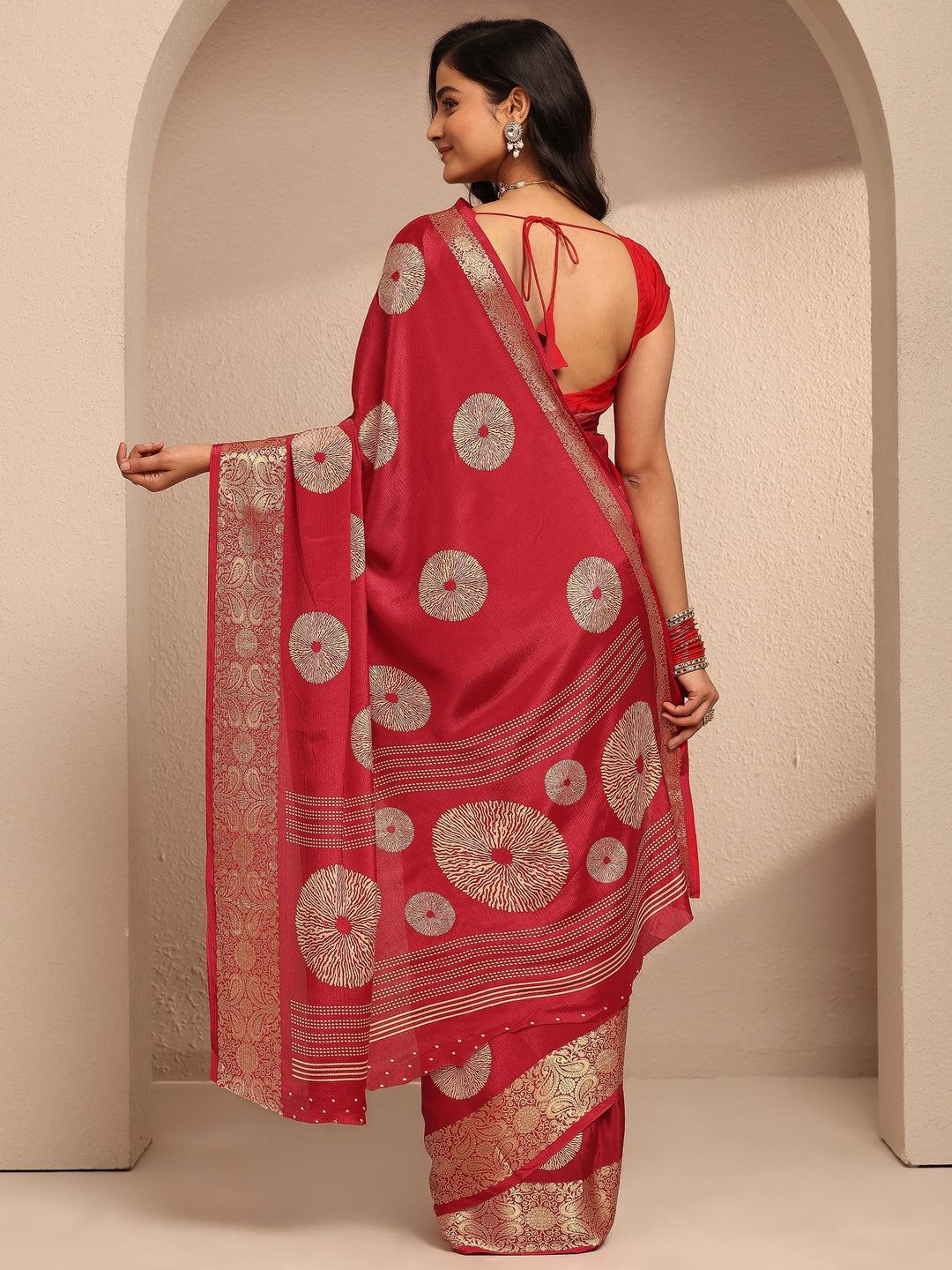 Red Printed Silk Blend Banarasi Saree With Unstitched Blouse Piece