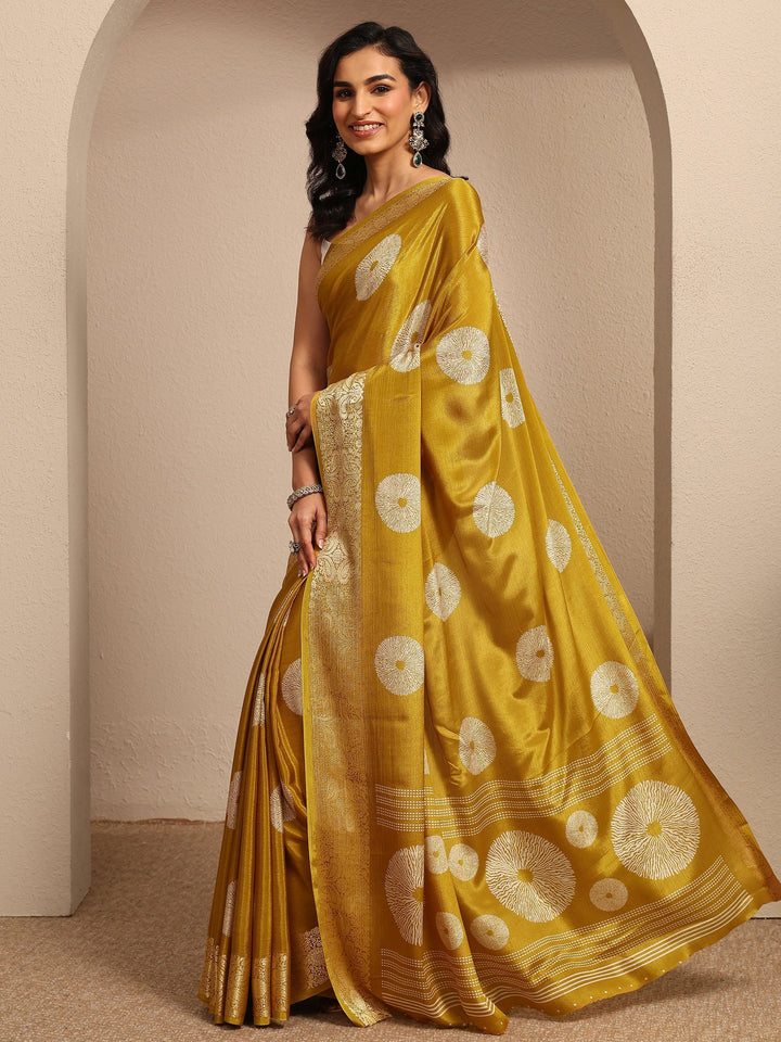 Mustard Printed Silk Blend Banarasi Saree With Unstitched Blouse Piece