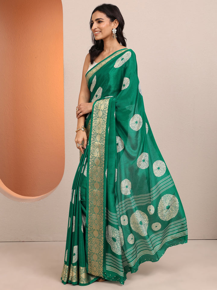 Green Geometric Printed Silk Blend Saree With Unstitched Blouse Piece