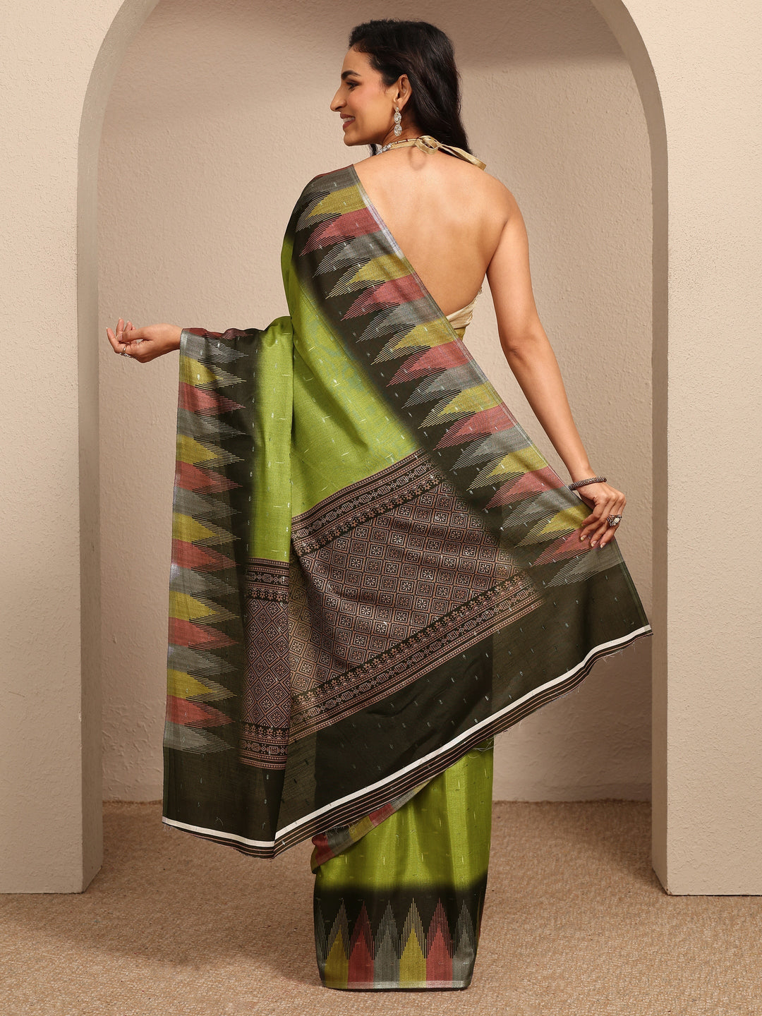 Olive Woven Design Silk Blend Saree With Unstitched Blouse Piece