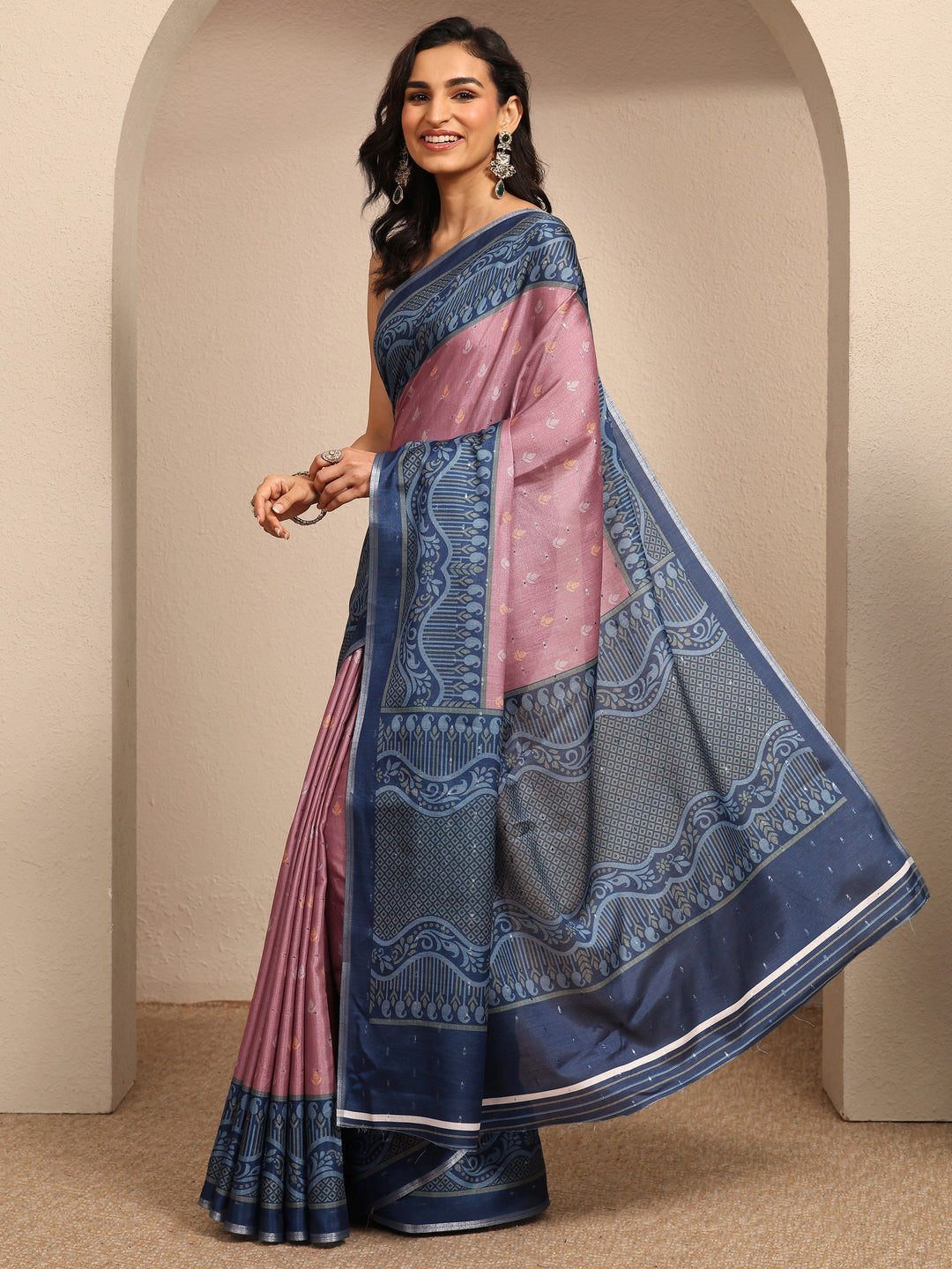 Mauve Printed Silk Blend Saree With Unstitched Blouse Piece